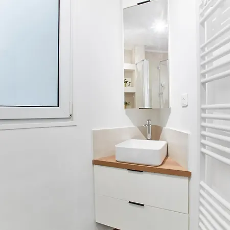 Montmartre Cozy 1br Flat *