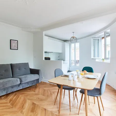 Montmartre Cozy 1br Flat